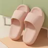 Nuevas Pantuflas para el Hogar Mujer Antideslizantes Baño Pareja Suela Gruesa Hotel Resort Casual Sandalias EVA Hombre Venta al por Mayor