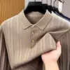 Nova coleção Primavera/Outono 2026: camisa polo casual de algodão puro masculina, suéter de tricô com listras verticais