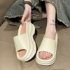 2024 Nuevas Pantuflas de Tacón Alto con Plataforma Gruesa Sensación de Caca para Mujer, Calzado de Exterior de Moda, Chanclas de Cuña de Verano Transfronterizas Tendencia