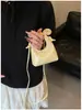 Bolso Dulce de Moda Nuevo para Primavera 2026 Transfronterizo para Mujer, Bolso de Mano Versátil Versión Coreana, Bolso Cruzado de Hombro Único de Nicho