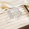 Colección de Pulseras de Brazo, Pulseras Abiertas Metálicas con Flor y Borla Transfronterizas Europeas y Americanas para Mujer, Moda Personalizada, Accesorios de Estilo Marino Sencillo