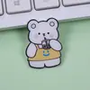 Broche de Urso de Desenho Animado Fofo em Acrílico Acessórios para Mochila de Estudante Patch de Presente Emblema Moderno