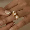 Moda Ins Europeia e Americana Design Minimalista Zircônia 5A Pérola de Concha Anel Ajustável com Abertura Lateral Anel Banhado a Ouro 18K de Aço Inoxidável