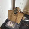 Bolsa Grande Popular Maillard para Otoño e Invierno para Mujer 2025 Nueva Moda Bolso Tote Mate Gran Capacidad Bolso de Axila para Viajes
