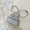 Bolso de Mano Pequeño Tejido de Moda para Mujer 2026 Nuevo Estilo Bolso Cuadrado Pequeño en Forma de Caja Portátil con Acabado de Alta Gama, Bolso de Hombro Único Cruzado