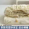 Lindo Estampado de Gatito Clase A Gasa de Doble Capa Tipo Nube Conjunto de Tres Piezas Estilo Infantil y Estudiantil con Sábana Bajera Completamente Envuelta y Completamente Fija