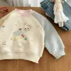 Sudadera para niña otoño e invierno 2026 nueva elegante top de manga larga para bebé ropa de invierno para niños pequeños con forro polar ropa para niños