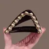 Presilha de Cabelo Pérola Cor de Champanhe para Mulheres, Prendedor Shark Elegante para Coque, Acessório de Cabelo para Prender Rabo de Cavalo Alto