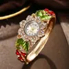 2025 Nuevo Reloj de Cuarzo con Encaje de Diamante Transfronterizo Decoración de Temperamento Moda Pulsera de Aleación Reloj para Mujer En Stock