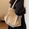 Corduroy bag mulheres de grande capacidade 2023 novo outono e inverno all-match shoulder bag high sense classe commuter tote bag