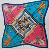 Novo Lenço Quadrado Versátil Rao Yun 53 Primavera/Verão 100% Seda Crepe Cetim Feminino com Padrão Floral Geométrico e Diferentes Estilos de Cor