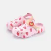 Tamancos Casuais Infantis Happy Mary Praia Fofo Maçã Vermelha Sandálias Outdoor para Meninos e Meninas Atacado