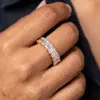 Anillo Elegante Versátil Estilo Moda Creativa Círculo Completo Incrustado con Circonita Cuadrada Brillante Anillo de Compromiso Boda