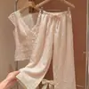 Pijama de renda de manga curta estilo minimalista puro desejo de verão para mulheres, shorts justos com bojo, conjunto de duas peças para casa
