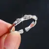 Bestseller transfronterizo: anillo de diseño nicho con un estilo versátil, único, de alta gama, minimalista, anillo abierto