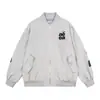Chaqueta bordada con parche de letras de espalda completa estilo callejero americano para hombres y mujeres, chaqueta casual holgada vintage de principios de primavera para pareja de estudiantes