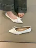 Sapatos Elegantes de Nicho Francês 2025 Novo Doce Elegante Laço Bico Fino Boca Rasa Salto Baixo Sapatos de Trabalho para Mulheres