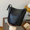 Bolso de Diseño Retro de Nicho para Mujer 2026 Nuevo Estilo Bolso Cruzado Pequeño Simple Bolso de Hombro Tipo Cubo de Moda de Gama Alta