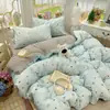 Juego de ropa de cama de gasa con volantes de estilo coreano, temática de gatitos lindos, doble capa, serie de dibujos animados, tres o cuatro piezas, amigable con la piel