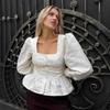 Top de manga farol con cuello cuadrado de jacquard blanco estilo francés para mujer 2025 Otoño Nuevo estilo Camisa de mujer entallada