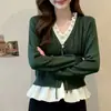Otoño 2026 Nueva Moda Suéter Cardigan de Punto Patchwork Falso de Dos Piezas para Mujeres de Mediana Edad Estiloso Versátil de Manga Larga