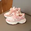 Zapatos Deportivos de Malla para Niños Modelo Nuevo Primavera y Otoño 2026 Zapatos de Papá Transpirables para Niños Zapatos Ligeros para Correr para Niñas