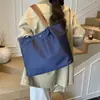 Bolsa Tote Casual Simples para o Dia a Dia de Mulheres 2025 Outono Nova Nylon Nicho Leve Tendência Bolsa de Ombro Único Axila