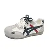 Zapatillas Blancas para Mujer 2026, Nueva Versión Coreana de Otoño, Estilo Ins, Zapatos Versátiles Deportivos Casuales para Estudiantes Mujeres, Estilo Callejero J1159