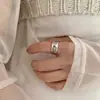 Anillo Dulce y Fresco de Estrella para Mujer, Elegante Gypsophila Borde Ancho Artesanía Pesada Versátil Apilable Anillo Abierto Anillo de Dedo Índice de Nicho Moderno