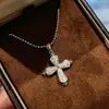 Collar con Colgante de Cruz de Diamante en Forma de Espada Seiko de Plata de Ley S925 Cadena de Bolas Diamante Destellante de Gama Alta Cadena para Clavícula Retro de Lujo Accesible para Mujeres