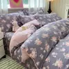 Juego de cuatro piezas 100% algodón puro de Xinjiang Clase A, ropa de cama totalmente de algodón apta para dormir sin ropa, grado para madre y bebé, incluye sábana y funda de edredón, juego de tres piezas para dormitorio