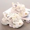 Sandalias para Niña 2026 Verano Nuevo Estilo Tenis de Malla Cerrados para Niño Zapatos de Malla Individual Suave Suela Princesa Niña Pequeña