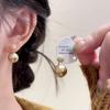 Aretes de botón de perlas de plata 925 estilo ins para mujer, nicho de moda de lujo ligero de alta gama, aretes versátiles, aretes elegantes retro