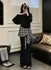 Conjunto de dos piezas de pantalones acampanados a cuadros empalmados y sudadera para mujer, colección otoño 2026, talla grande, nuevo diseño de moda