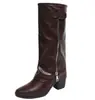 Botas Curtas de Salto Grosso com Bico Redondo Transfronteiriças 2026 Outono e Inverno Botas de Cano Médio Moda Retrô Botas para Calça Jeans Botas Femininas Plus Size Botas com Salto Bloco