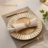 Manteles individuales de estilo occidental en forma de abanico color dorado transfronterizos, con un lujoso diseño metálico, perfectos para decoraciones de bodas y fiestas, con base de plástico PP