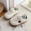 Zapatos Deportivos Casuales de Estrella Unisex para Niños Primavera y Otoño Nuevo Estilo Versátil Antideslizantes Zapatos de Tabla para Estudiantes Zapatos de Forrest Gump para Niños