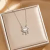 Collar romántico colorido estilo francés con candado pequeño para mujer, nuevo collar de cadena con colgante de candado de paz de piedra ojo de gato estilo chino, cadena de cuello auspiciosa tradicional al por mayor