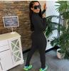 El mono sexy de discoteca para mujeres europeas y americanas, con medias y pantalones casuales, es la única bendición completa