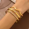 Pulsera Geométrica Ondulada Incrustada con Diamantes Dorados de Acero Inoxidable Joyería de Moda de Lujo Ligero Pulsera de Acero Inoxidable