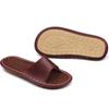Venta al por mayor de fábrica para bebé, hogar, niños, pantuflas de primavera y verano, sandalias de casa lindas para hombre y mujer, antideslizantes