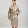 Camisón de seda de una pieza para hombre, pijama fino de manga larga, bata de baño de verano a rayas