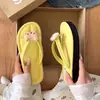 Chanclas de Dibujos Animados Lindas y Dulces Transfronterizas Chanclas Nuevas de Aspecto Elegante Sandalias Versátiles para Exteriores y Ocio