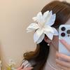 Horquilla de flor de lirio de simulación de súper hada hermosa, fotografía de atmósfera, clip de tiburón Mori, accesorios para el cabello de alta calidad para mujeres