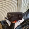 Bolso bandolera de cuero encerado al aceite estilo coreano, diseño de nicho, bolso de axila para mujer, nuevo modelo otoño 2026, bolso de hombro versátil de alta gama