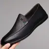 Zapatos de Cuero Nuevos para Hombre Transfronterizos, Zapatos Casuales de Suela Blanda a la Moda, Zapatos Slip-On de Cuero Suave, Zapatos de Negocios Estilo Británico, Dropshipping
