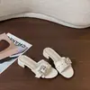 Sandalias de tacón grueso sin cordones con hebilla cuadrada de pedrería para mujer 2026 Verano Sandalias versátiles de tacón medio para ir al trabajo