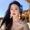 Pendientes de Borla de Pétalos Blancos Estéreo de Super Hada para Mujer, Estilo Resort Costero, Pendientes Elegantes de Gama Alta, Pendientes Exagerados