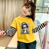 Camiseta infantil de manga longa estilo coreano, nova blusa de algodão com estampa de desenho animado para primavera e outono para meninas, camiseta básica estilosa para bebês meninas