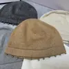 Gorro de Punto de Moda para Mujer, Versátil para Otoño e Invierno, Moda con Cuentas Cruzadas Hecho a Mano para Adelgazar el Rostro, Turbante Brillante de Seda, Gorro
